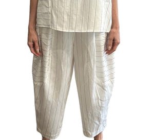Barrel style pants light material white & black. Unique comfortable cut and design.