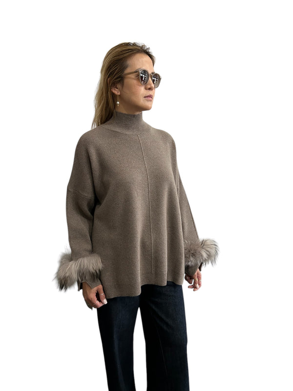 Sweater Long Neck Fur Finish Taupe