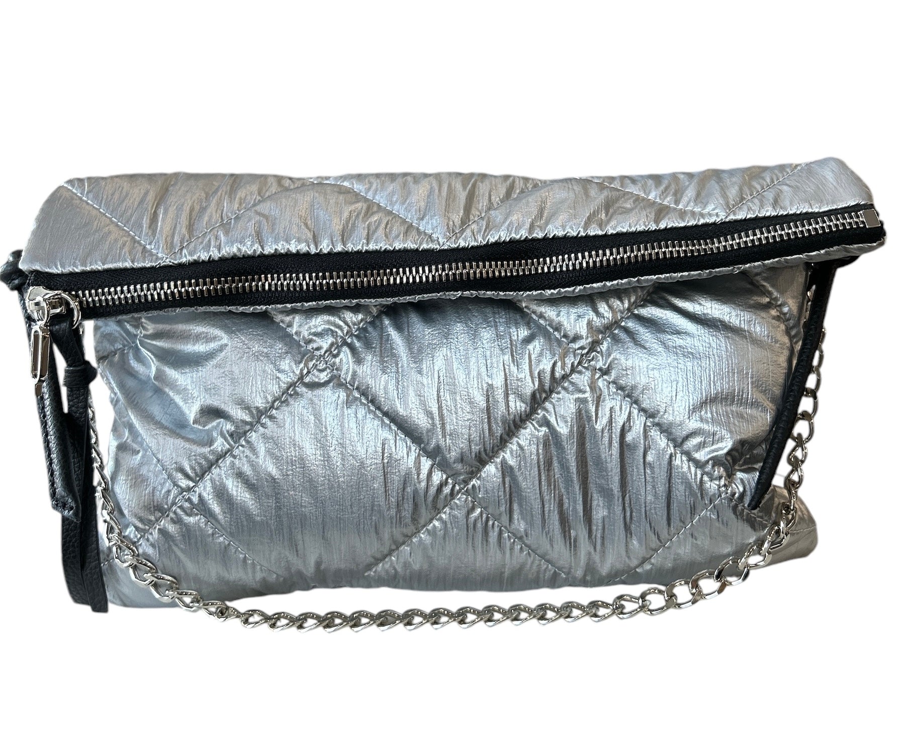 Aura Pouch bag Quilted Microfiber & leather