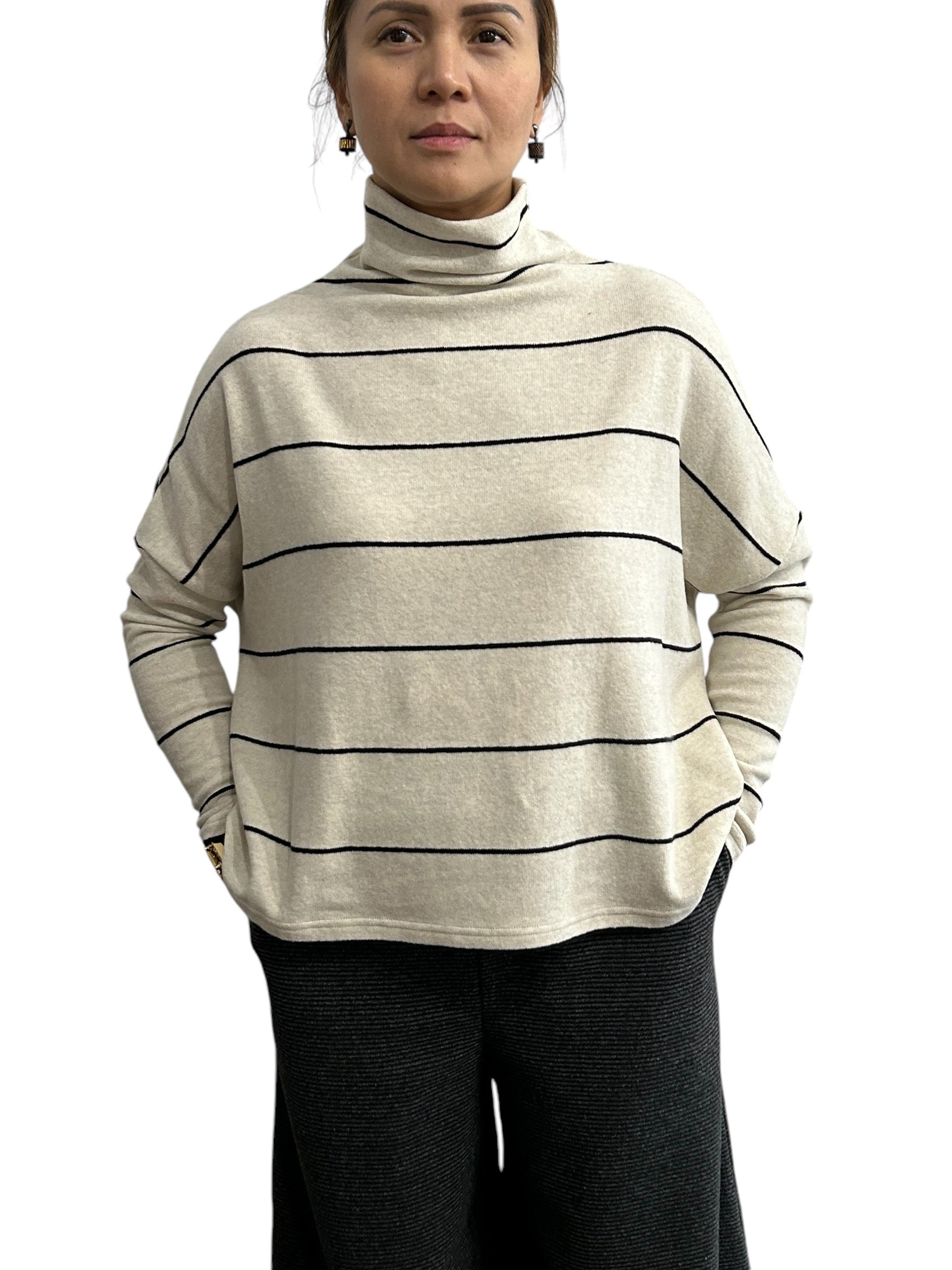 Crater Neck Sweater Wide Stripe Cream