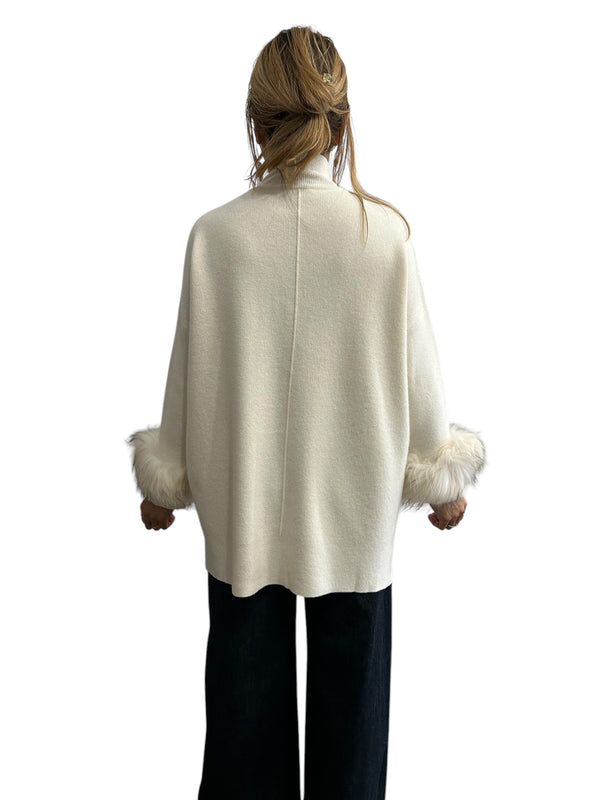 Sweater Long Neck Fur Finish Cream