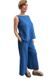 Ocean Blue wide pants, elastic on the waist and side pockets. Perfect for your summer travel.