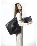 Sophi bag has a detachable pouch to secure your small items.